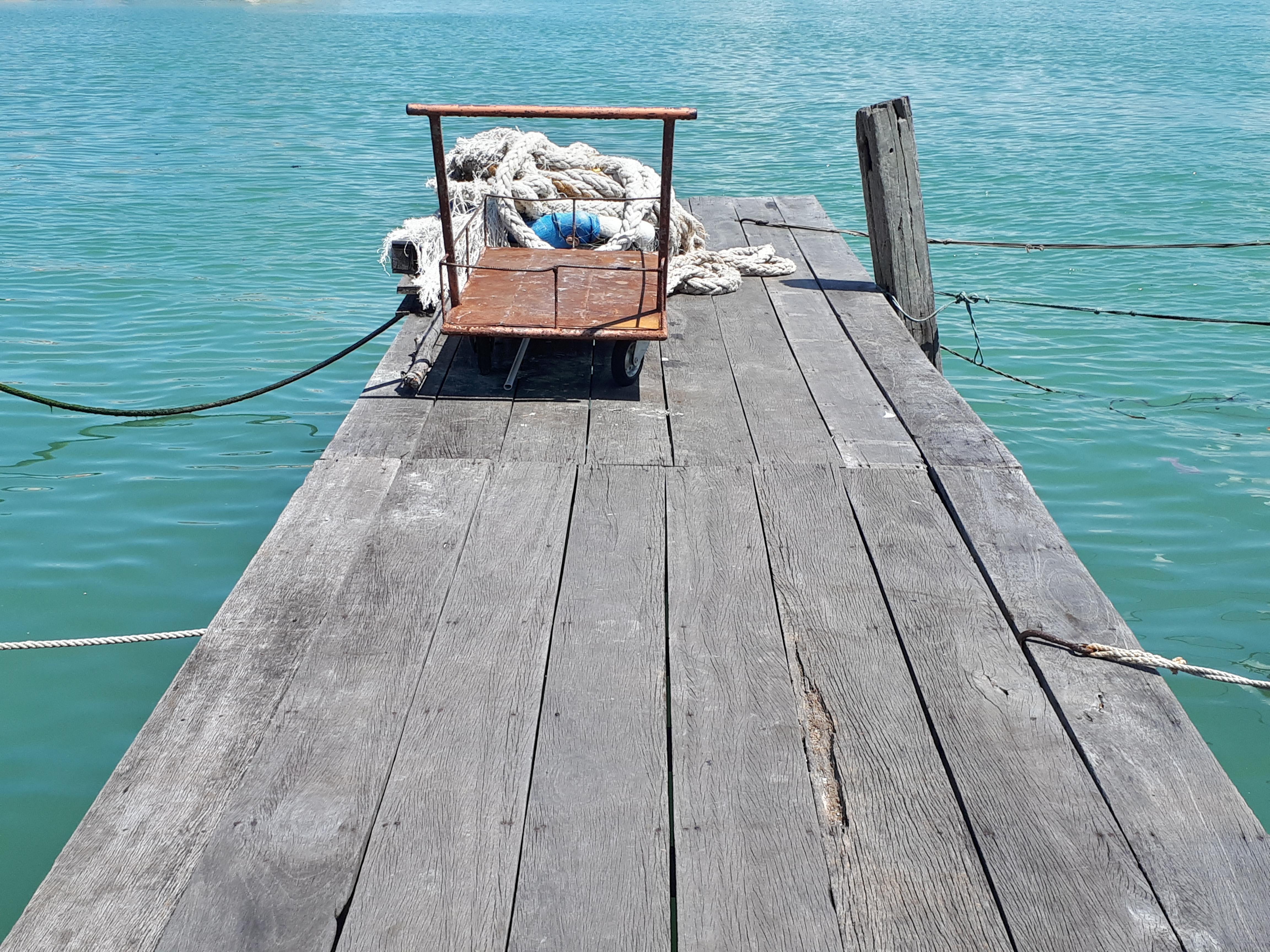 فندق إيفرغرين لوريل بينانغ جورج تاون المظهر الخارجي الصورة A jetty at the port of Chania